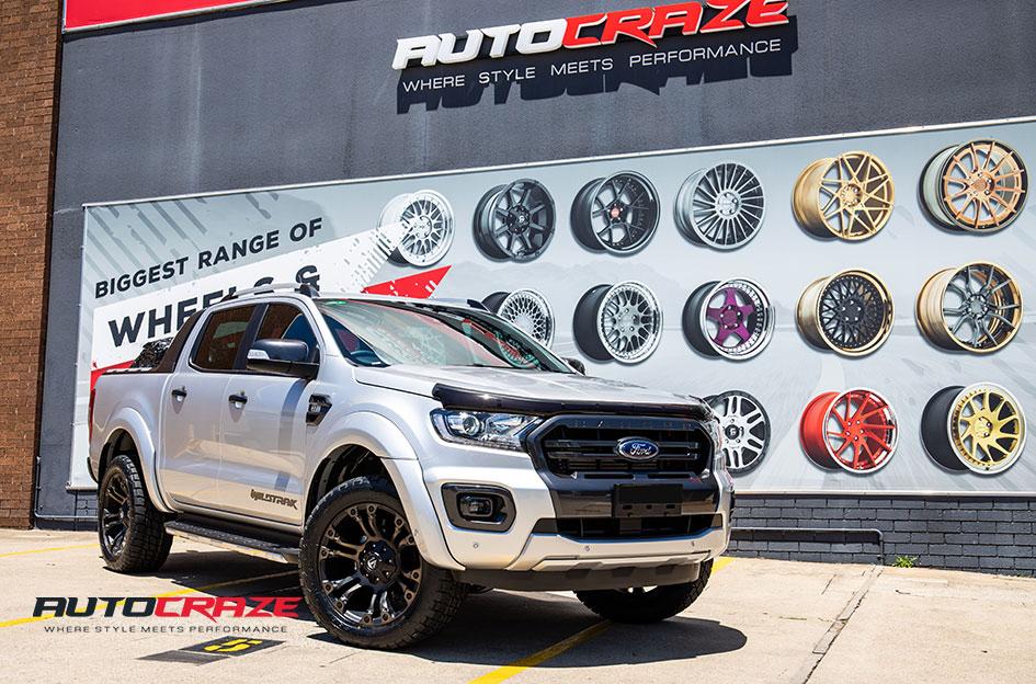 FORD-RANGER-VAPOR-BLACK-MACHINED-WITH-DARK-TINT